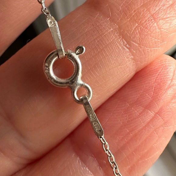 Sterling silver cross - Picture 4 of 4